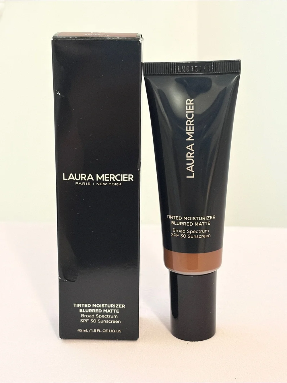 LAURA MERCIER TINTED MOISTURIZER BLURRED MATTE - BRUNETTE